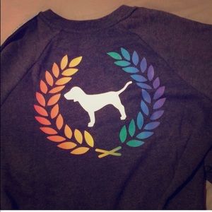 VS PINK RAINBOW CREWNECK